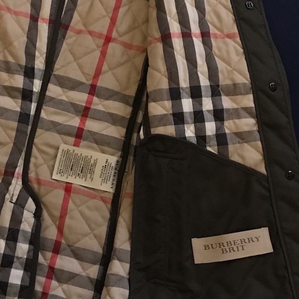 Burberry Olive Quilted Jacket - Picture 3 of 10